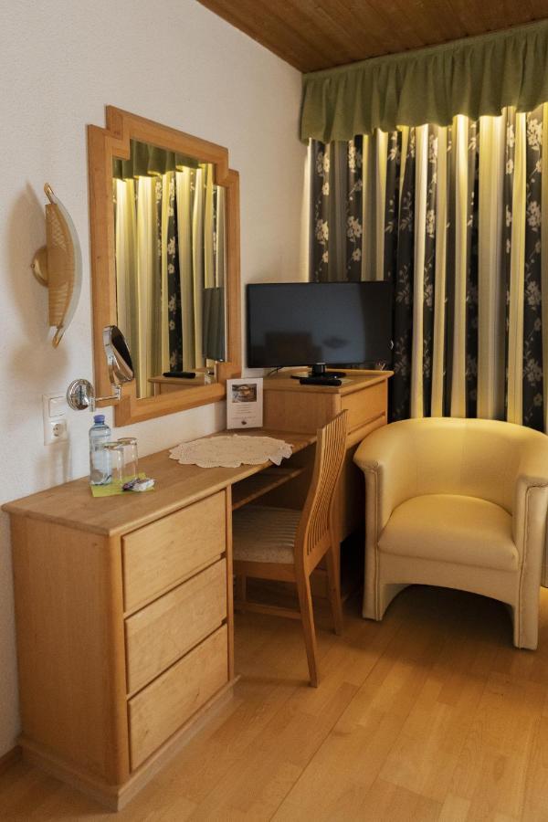 Hotel Paradiesquelle Пухберг-ам-Шнеберг Экстерьер фото