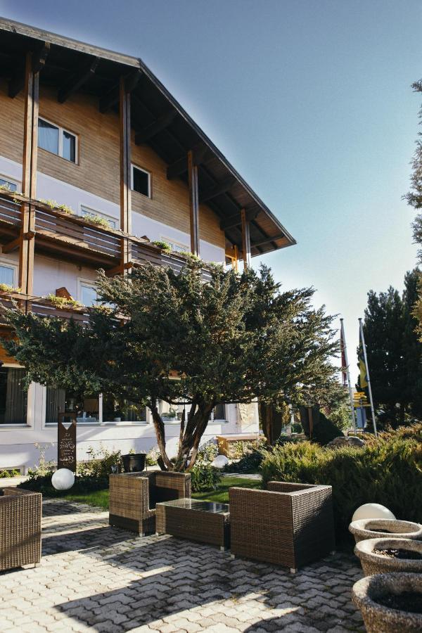 Hotel Paradiesquelle Пухберг-ам-Шнеберг Экстерьер фото